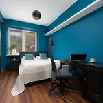 Mokotow Modern With Desk For Remote Work By Renters Apartmán