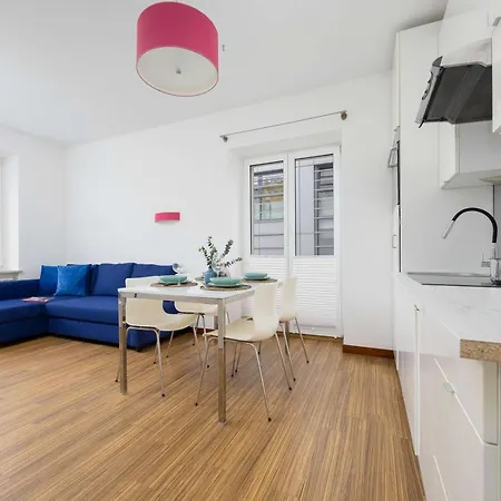 Apartment Mokotow Modern With Desk For Remote Work By Renters *