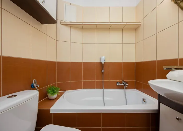 Mokotow Modern With Desk For Remote Work By Renters Lejlighed *