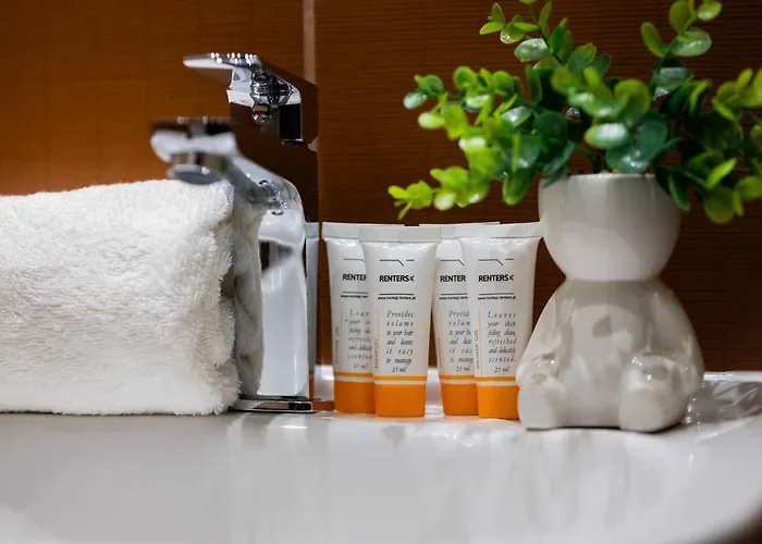 Mokotow Modern With Desk For Remote Work By Renters * Warszawa