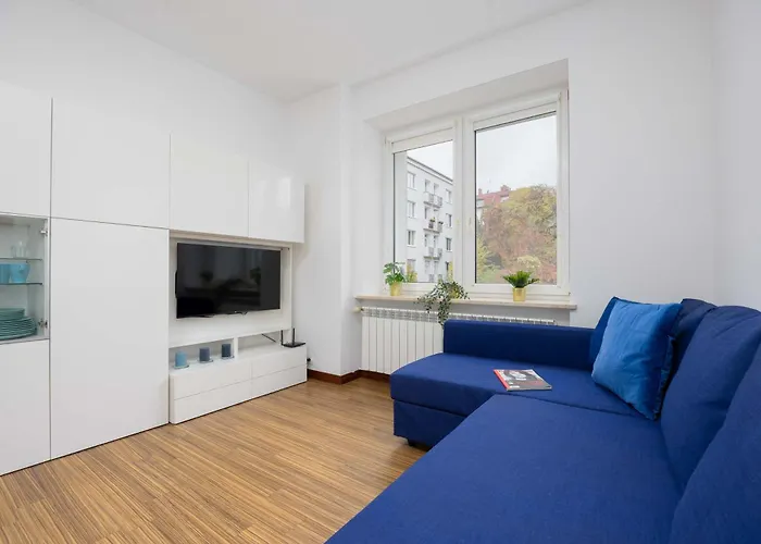 Mokotow Modern With Desk For Remote Work By Renters Warszawa